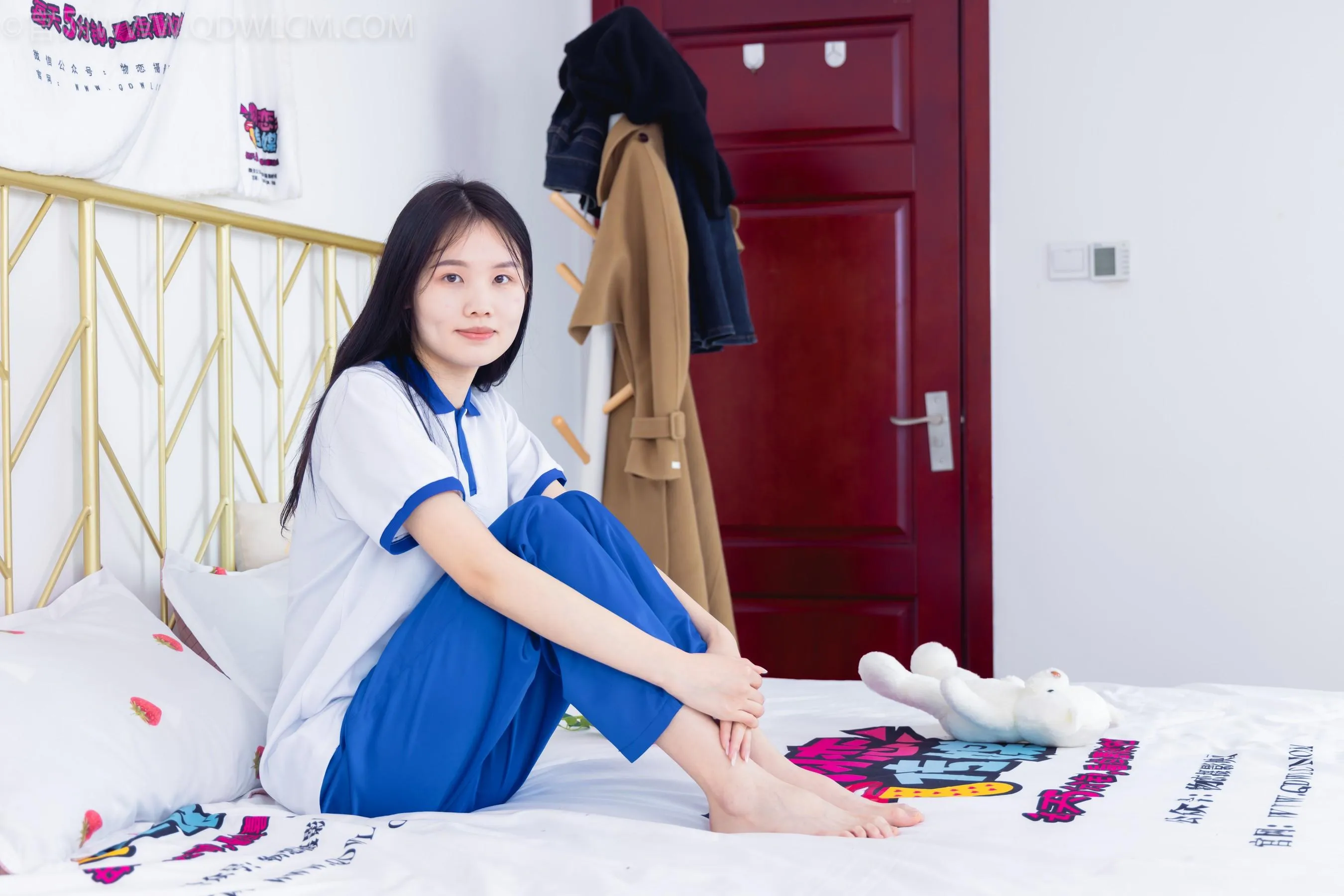 物恋传媒 NO.1515 颜颜-校园时的她 [151P]插图6